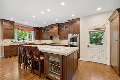 100 E North Ave, Lake Bluff, IL 60044 photo 9