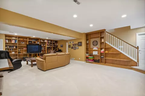 100 E North Ave, Lake Bluff, IL 60044 photo 27