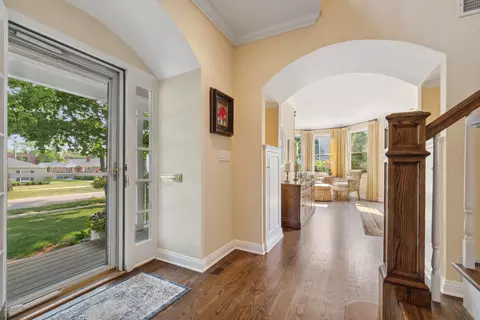 100 E North Ave, Lake Bluff, IL 60044 photo 16