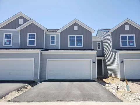 142 Kingsport Dr, South Elgin, IL 60177