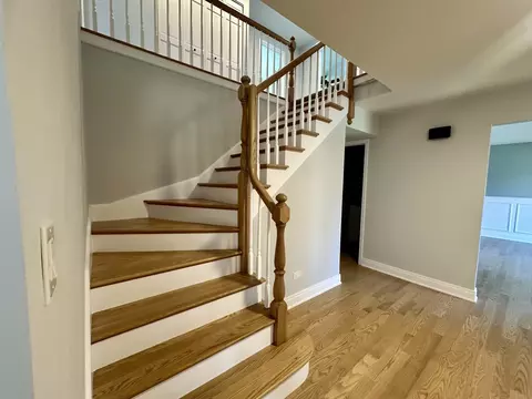 5504 Deerfield Ln, Rolling Meadows, IL 60008 photo 11