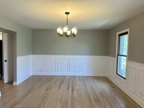 5504 Deerfield Ln, Rolling Meadows, IL 60008 photo 7