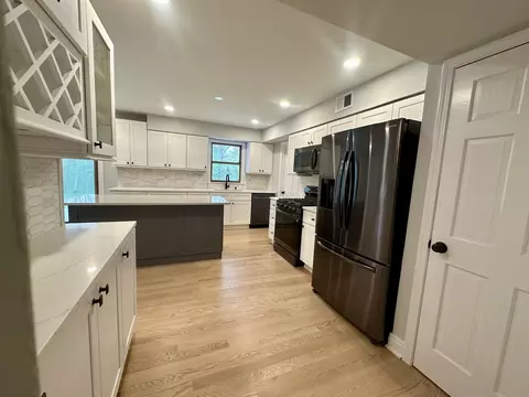 5504 Deerfield Ln, Rolling Meadows, IL 60008 photo 5