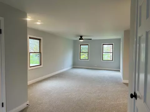 5504 Deerfield Ln, Rolling Meadows, IL 60008 photo 13
