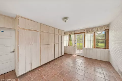 Other - 409 N Macarthur Blvd, Mount Prospect, IL 60056 photo 1 of 3