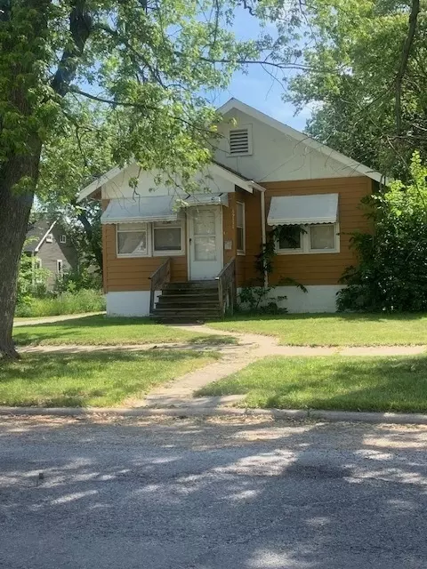 15111 Ashland Ave, Harvey, IL 60426