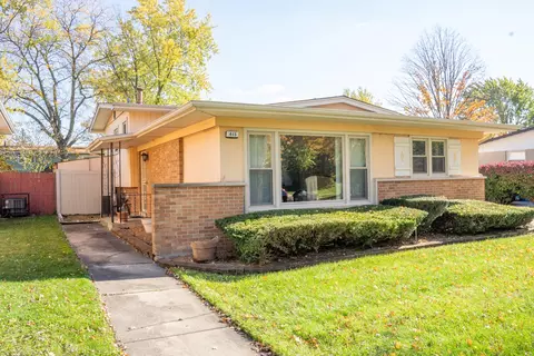415 N Park Dr, Glenwood, IL 60425
