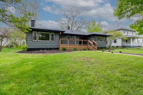 Exterior - 711 N School St, Normal, IL 61761 photo 15 of 17