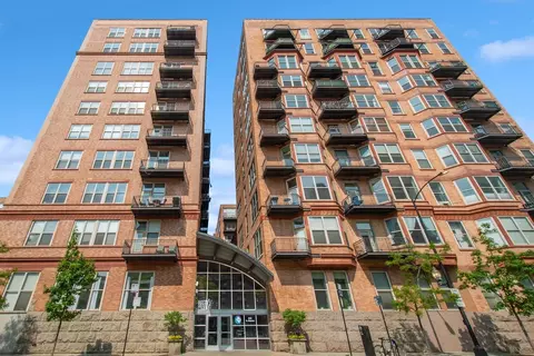 500 S Clinton St #645, Chicago, IL 60607