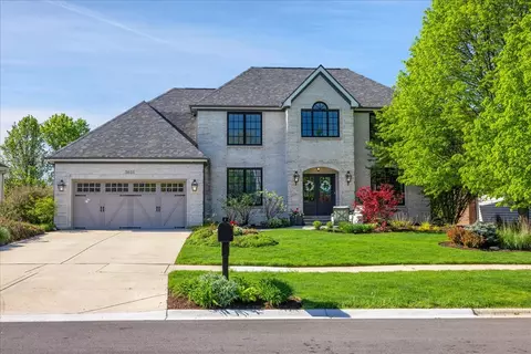 3615 Monarch Cir, Naperville, IL 60564