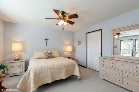 206 Big Peninsula Rd, Elgin, IL 60123 photo 9