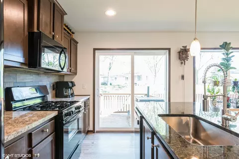 206 Big Peninsula Rd, Elgin, IL 60123 photo 6