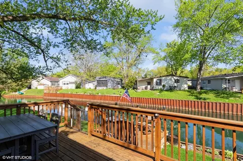 206 Big Peninsula Rd, Elgin, IL 60123 photo 20