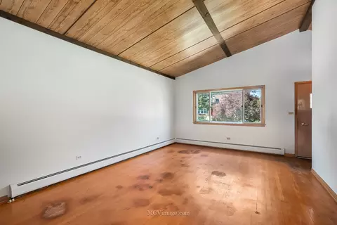 Living - 12 Eureka Dr, Lemont, IL 60439 photo 3 of 3