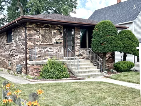 17952 Ridgewood Ave, Lansing, IL 60438