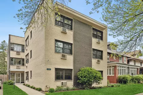 1428 W Fargo Ave #101, Chicago, IL 60626