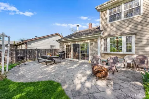Exterior - 1196 Buttercup Ln, Bartlett, IL 60103 photo 4 of 9
