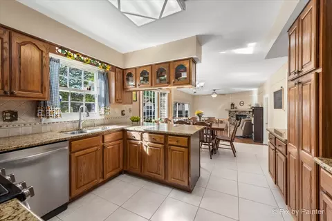 Kitchen - 1196 Buttercup Ln, Bartlett, IL 60103 photo 1 of 5