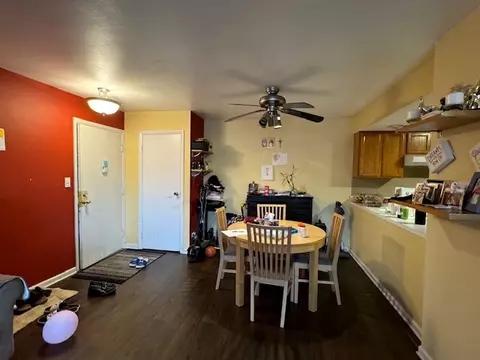 Dining - 1802 Plum Grove Rd #1D, Rolling Meadows, IL 60008 photo 1 of 1