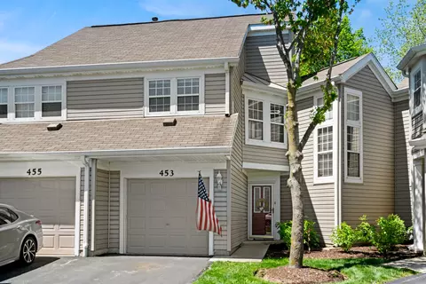 453 Kilkenny Ct, Carol Stream, IL 60188