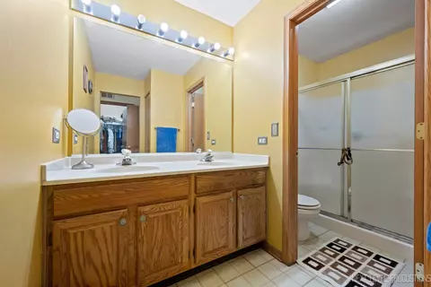 2086 Constitution Ct, Aurora, IL 60506 photo 16