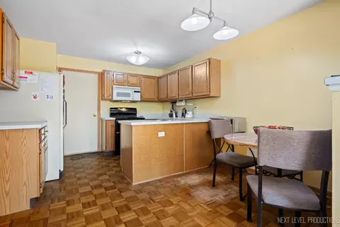 2086 Constitution Ct, Aurora, IL 60506 photo 7