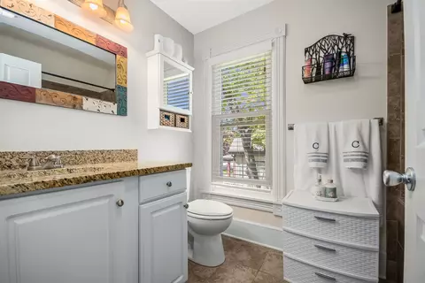 811 Cedar Ave, Elgin, IL 60120 photo 7