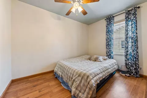 Bedroom - 1530 Elder Dr, Aurora, IL 60506 photo 2 of 3