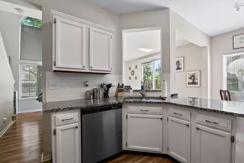 Kitchen - 1531 Spaulding Rd, Bartlett, IL 60103 photo 2 of 2