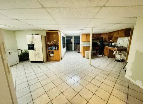 Kitchen - 995 Bode Rd, Elgin, IL 60120 photo 2 of 3