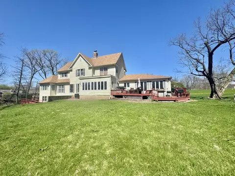 Exterior - 995 Bode Rd, Elgin, IL 60120 photo 10 of 10