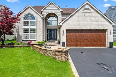 1930 Westridge Blvd, Bartlett, IL 60103