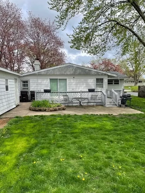 Exterior - 1517 N Ramble Rd, Mchenry, IL 60050 photo 1 of 2