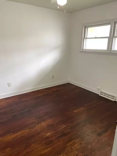 Bedroom - 1517 N Ramble Rd, Mchenry, IL 60050 photo 2 of 3