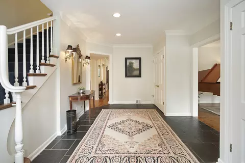 Entry Way - 649 Pine St, Winnetka, IL 60093 photo 1 of 3