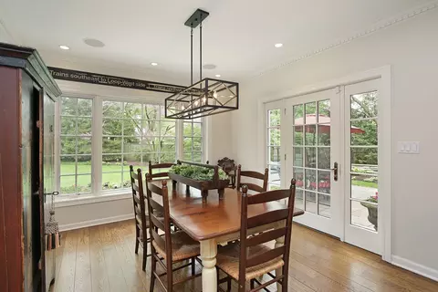Dining - 649 Pine St, Winnetka, IL 60093 photo 2 of 2