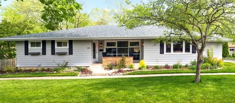 200 E View St, Lombard, IL 60148