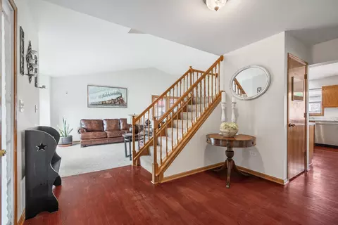 Entry Way - 402 Read St, Lockport, IL 60441 photo 1 of 1