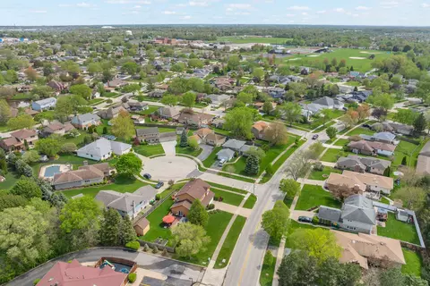 View/Area - 402 Read St, Lockport, IL 60441 photo 3 of 4