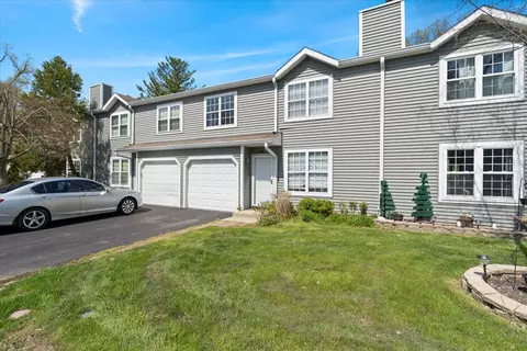 549 Meadow Hill Ln, Round Lake Beach, IL 60073