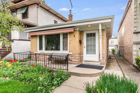 1165 S Clarence Ave, Oak Park, IL 60304