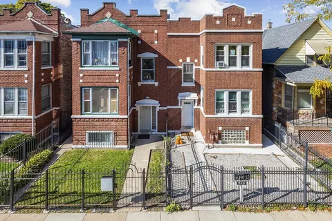 938 N Leclaire Ave, Chicago, IL 60651