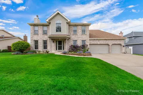 914 Somerset Dr, Carol Stream, IL 60188