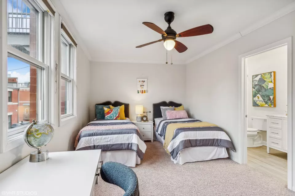  1031 N Riverwalk St, Chicago, IL 60610 photo 21