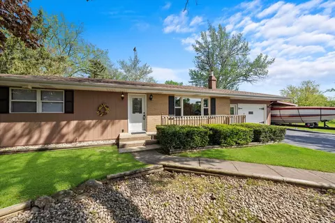 415 Connor Ave, Lockport, IL 60441 photo 2