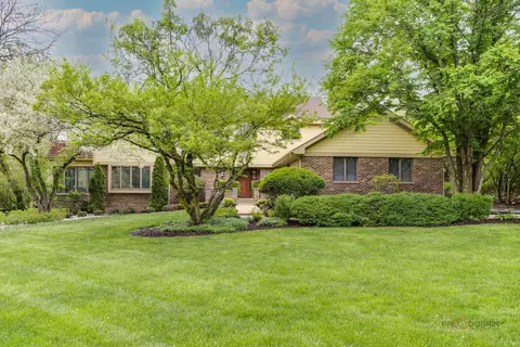1511 Sumter Dr, Long Grove, IL 60047