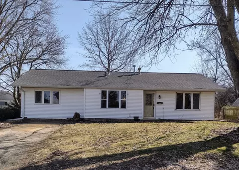 306 S Barber Ave, Polo, IL 61064