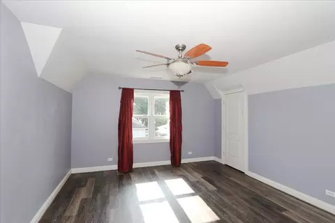 417 Lovell St, Elgin, IL 60120 photo 29