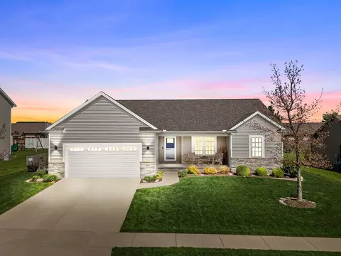 Exterior - 2434 Corinth Ln, Normal, IL 61761 photo 2 of 8