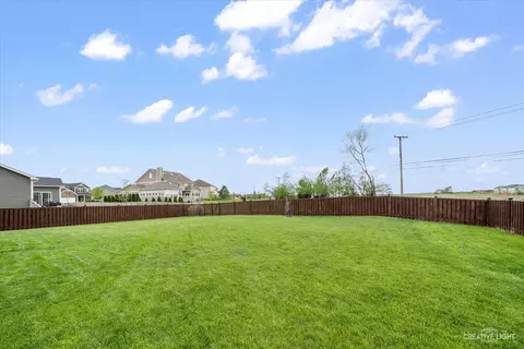 Exterior - 15520 S Indian Boundary Line Rd, Plainfield, IL 60544 photo 5 of 6